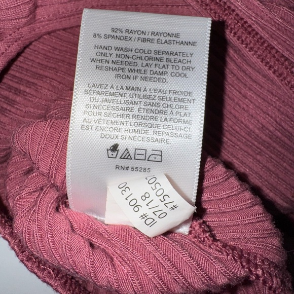 Express Mauve Ribbed Body Suit Short Sleeve Top Size Small Perfect Condition - Picture 5 of 6